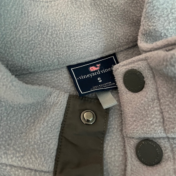 Men's Vineyard Vines 1/4 Button Fleece (S) - Picture 4 of 5